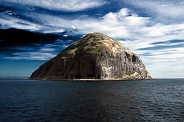 Ailsa Craig gezien vanaf zee