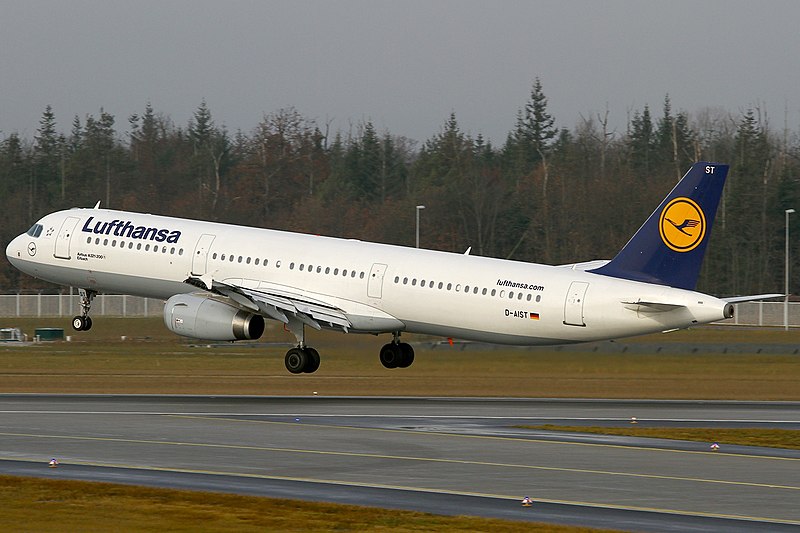 File:Airbus A321-231, Lufthansa AN2031515.jpg