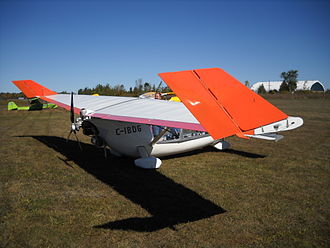 American Aerolights Falcon XP, showing engine and winglets American Aerolights Falcon XP C-IBDG 1761.JPG