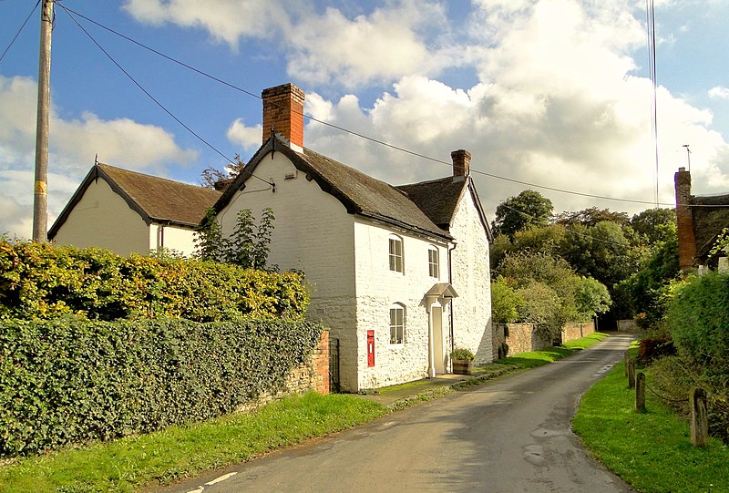 File:Ashford Bowdler - geograph.org.uk - 3706290.jpg