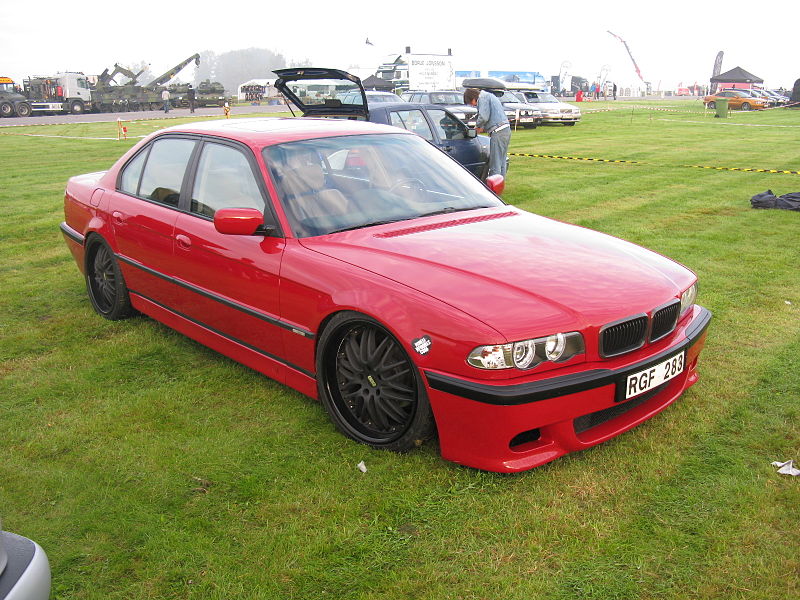 File:BMW 730i E38 (6066952027).jpg