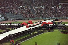 Il palco dello Stadio Olimpico allestito per il concerto evento del 1998