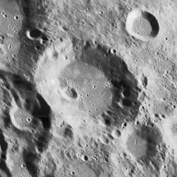 Bayer crater 4154 h3.jpg