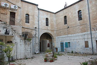 Courtyard neighborhood