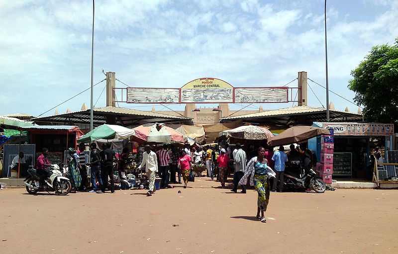 File:Bobo-Dioulasso (12568251584).jpg