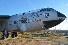 Boeing NB-52B "Balls 8" at Dryden Flight Research Center Boeing NB-52B Stratofortress '0008' (27990921436).jpg