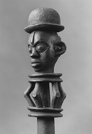 Brooklyn Museum 1993.179.5 Paddle with Two Figural Carvings (4).jpg