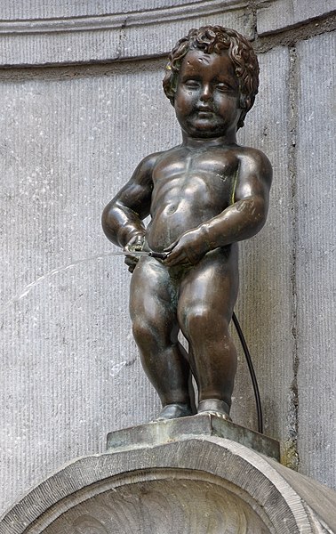 File:Bruxelles Manneken Pis (cropped).jpg