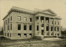 Bynum Gymnasium after its completion in 1905 Bynum Gymnasium 1905 Yearbook.jpg