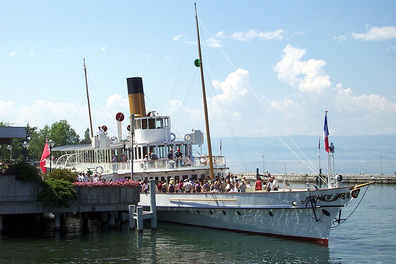 File:CGN Montreux.jpg