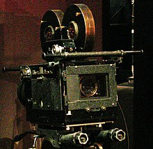 Caméra Éclair Camé 300 Reflex (1952).jpg