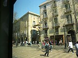 Català: Casa Josefa Nadal (inclou la font del carrer Portaferrissa núm. 2). Rambla, 116 - c. Portaferrissa, 2 - c. Roca, 31 (Barcelona). This is a photo of a building indexed in the Catalan heritage register as Bé Cultural d'Interès Local (BCIL) under the reference 08019/985. Object location 41° 22′ 58.95″ N, 2° 10′ 18.84″ E  View all coordinates using: OpenStreetMap