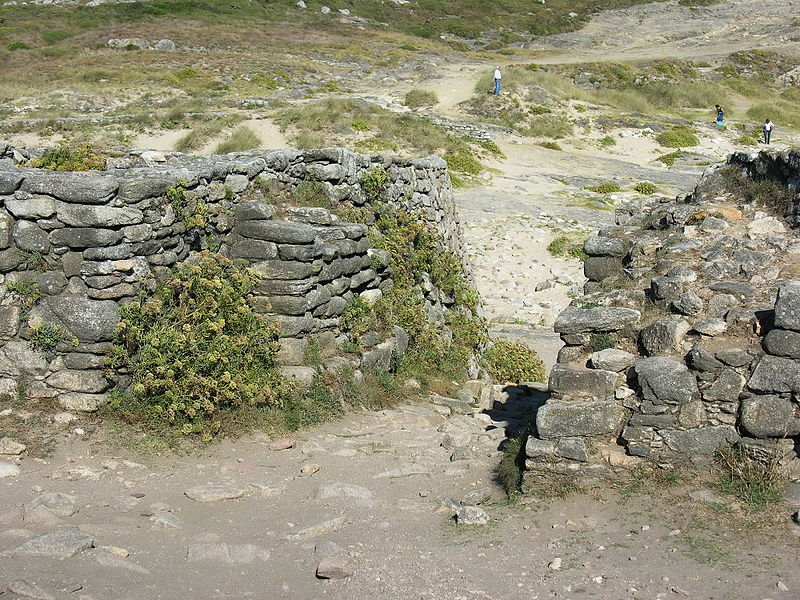 File:Castro de BaroNa.Galiza.10.jpg