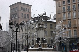 Place Notre-Dame en 2005