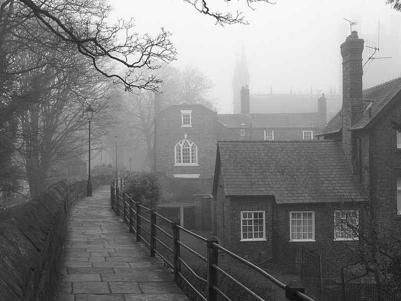 File:Chester city walls on a foggy day 8.jpg