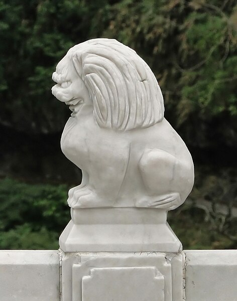 File:Chinese lion, Shakadang Bridge 02.jpg