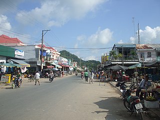 <span class="mw-page-title-main">Tri Tôn district</span> District in An Giang, Vietnam