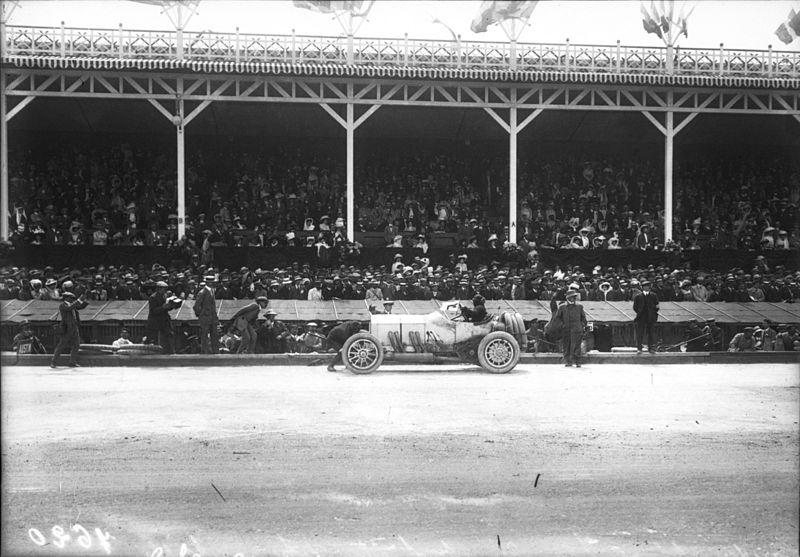 File:Christian Lautenschlager in his Mercedes at the 1908 French Grand Prix at Dieppe (2).jpg