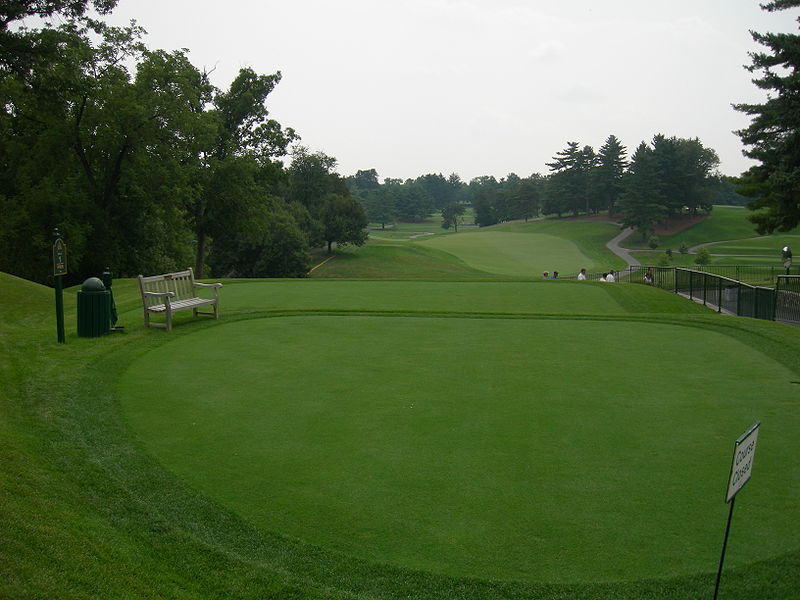 File:Congressional1stHoleGoldCourse.jpg