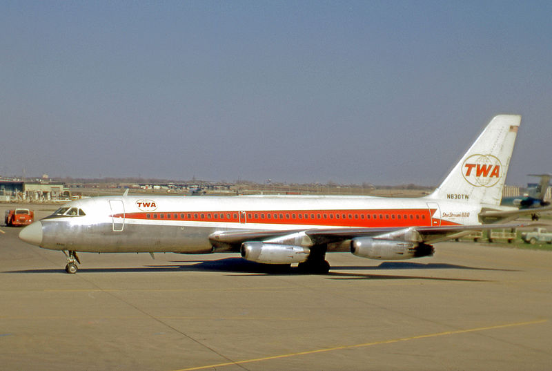 File:Convair 880 N830TW TWA ORD 24.04.71 edited-3.jpg