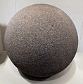 Costa rica, diquis, sfera in andesite, 800-1550 ca..JPG