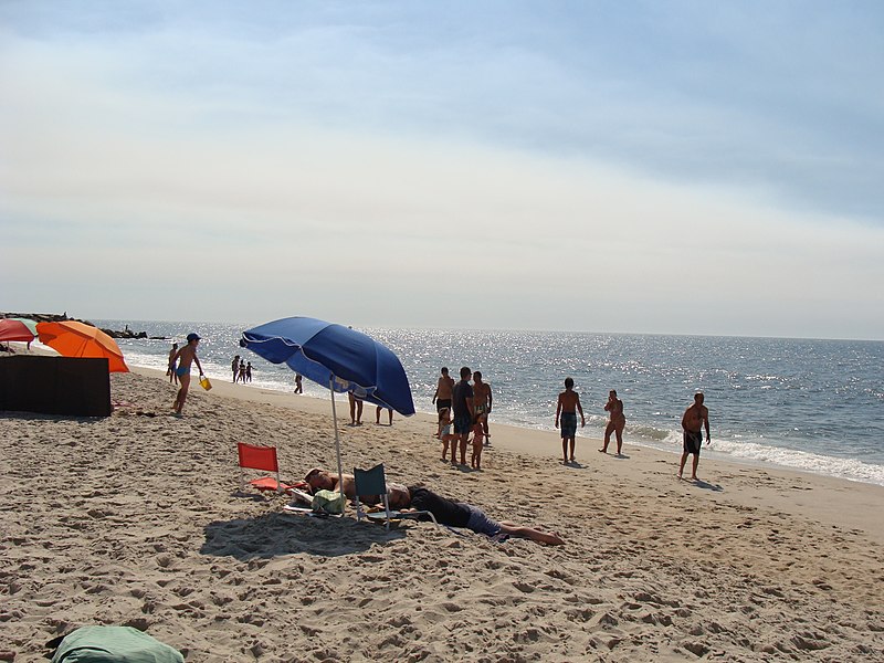 File:Cycle Tour in Aveiro Costa Nova (8089860605).jpg