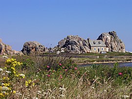 Pointe du Château'daki Castel Meur evi