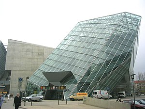 Vista exterior del complejo de cines UFA de Dresden, Alemania.