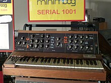 The first Minimoog D worldwide, serial number 1001 Eboardmuseum 3b.jpg