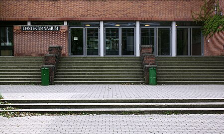 Eingang Dante Gymnasium Sendling Munich