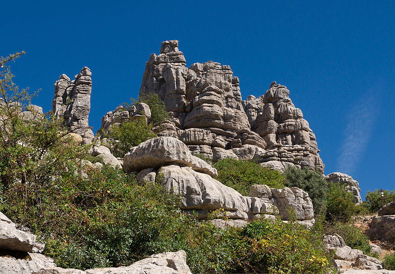 File:El Torcal rocks 4.jpg