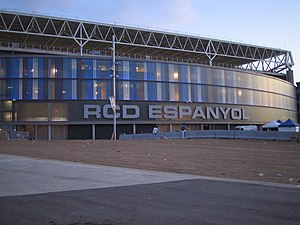 Cómo se llama el campo de fútbol del español