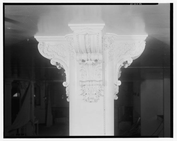 File:FIRST FLOOR, DETAIL OF COLUMN CAPITAL - City of Paris Dry Goods Company, Geary and Stockton Streets, San Francisco, San Francisco County, CA HABS CAL,38-SANFRA,135-32.tif