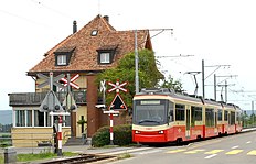 Die vielen Niveauübergänge der Forchbahn verlangten nach einer stärken Kastenstruktur als bei einer üblichen Strassenbahn.