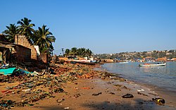 Goa-Vasco 03-2016 10 beach in Vaddem.jpg