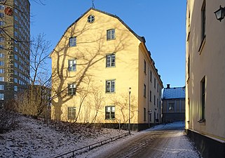 Nicolaihusets gavel sedd från Sabbatsbergsvägen.