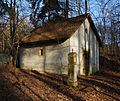 Die Grabkapelle wurde 1875 von Hanswastl Laurentius Kummer aus Ehenfeld gebaut und 1975 renoviert