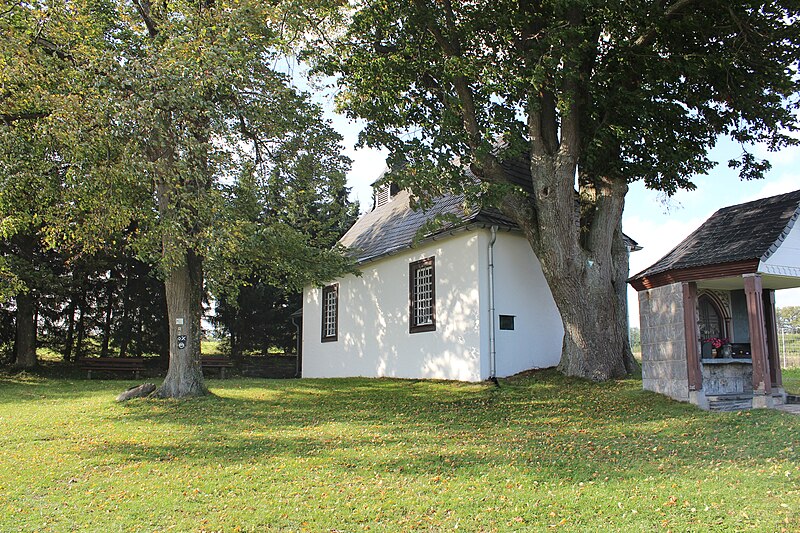 File:Hallohkapelle Südost.JPG