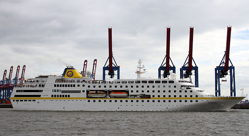 File:Hamburg (ship, 1997) 002.jpg