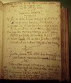 Kirchenbuch Havnbjerg, Beyerholms lateinisches Neujahrsgedicht für das Jahr 1665, unten sein Vermerk über drei Kometen-Erscheinungen im Jahr 1665 (darunter C/1664 W1, C/1665 F1), die er als schlechtes Omen ansah