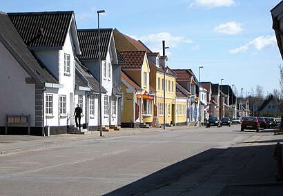 Sådan kommer du til Hjallerup med offentlig transport – Om stedet