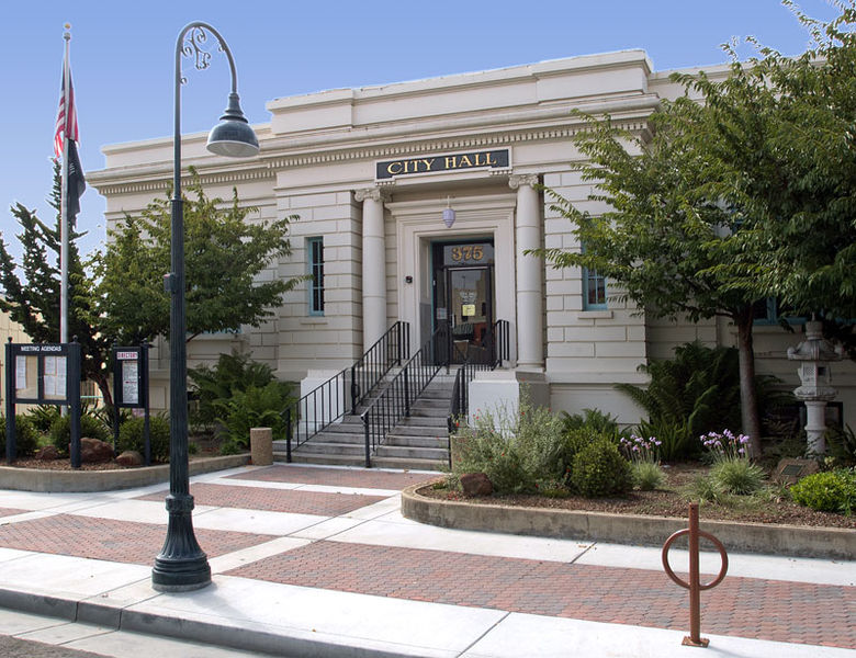 File:Hollister Carnegie Library.jpg