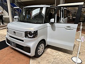 Honda N-Box - Wikipedia