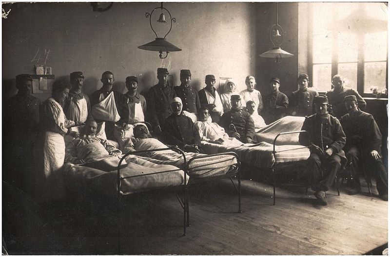 File:Hospital ward, Sainte Adresse, Le Havre, November 1914 (6223872788).jpg