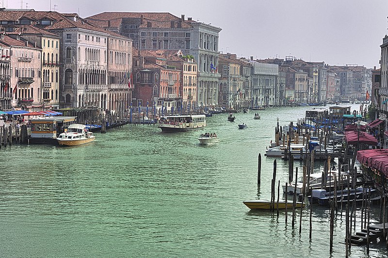 File:Hotel Ca' Sagredo - Grand Canal - Rialto - Venice Italy Venezia - Creative Commons by gnuckx - panoramio - gnuckx (5).jpg