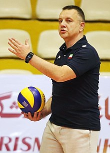 Igor Kolaković v Íránu trainingings.jpg