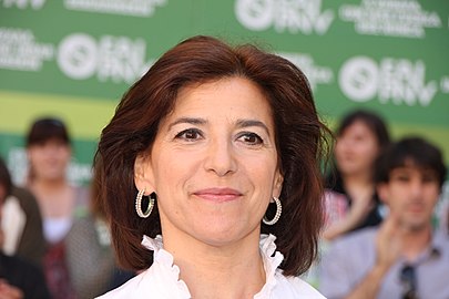 Izaskun Bilbao est la première femme à avoir occupé le poste de présidente du Parlement basque.