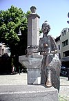 Cologne-Stollwerk-girls-around-1900-Brunnen-an-St-Severin.JPG