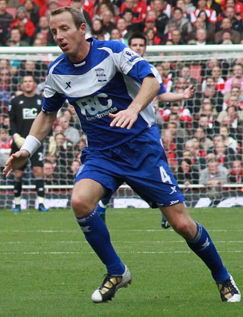 Bowyer playing for Birmingham City in 2010