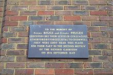 Commemoration plaque for two Levellers in Gloucester Green, Oxford. LevellersBiggsPiggenOxford.jpg